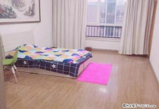 (单间出租)白金瀚宫 精装主卧带卫 带阳台 女生合租 只等你来 - 济南28生活网 jn.28life.net
