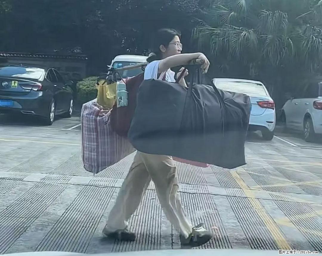 全网追的“扁担女孩”，找了一份暑假工，时薪12元 - 济南生活资讯 - 济南28生活网 jn.28life.net